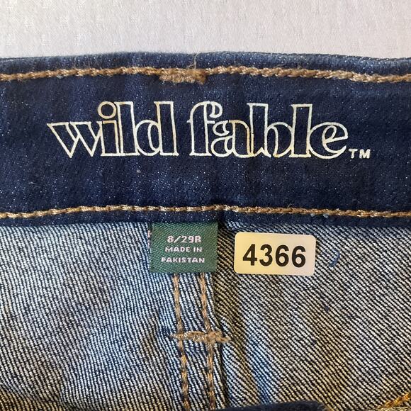 Wild Fable Women Shorts 8/29R Dark Blue Denim Button 2" Inseam - Picture 2 of 9